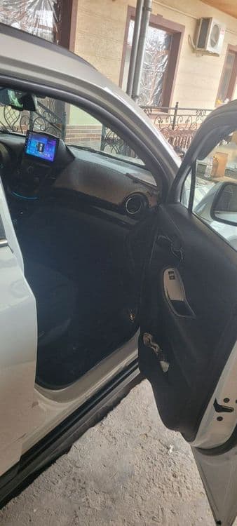 Chevrolet Orlando — 5