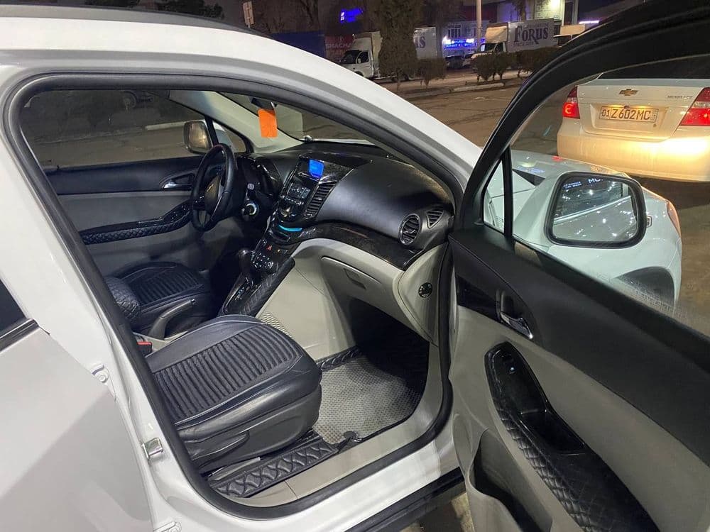 Chevrolet orlando — 7