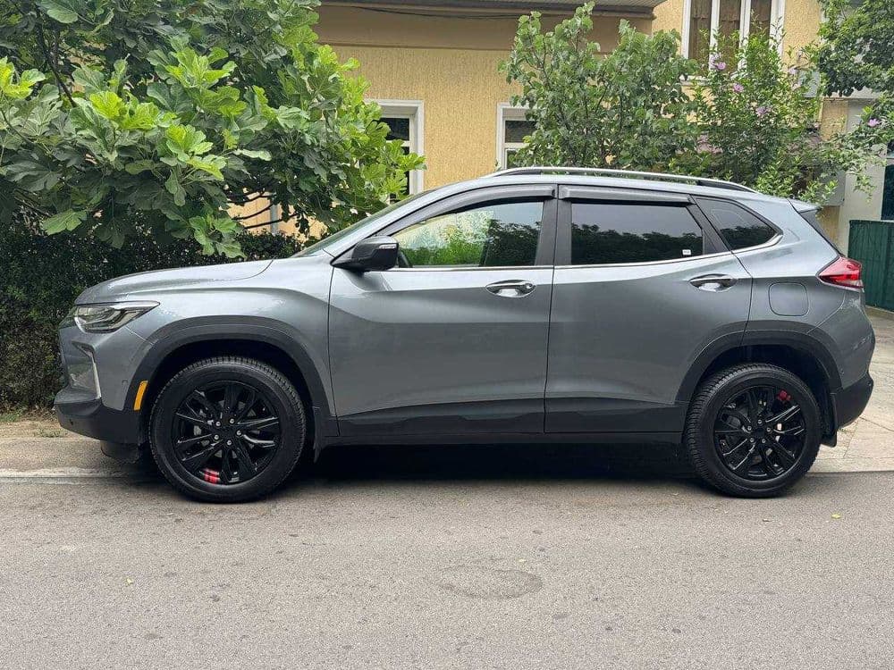 Продам Chevrolet Tracker 2 — 1