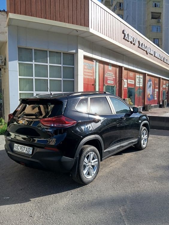 Qora Tracker 2 LTZ — 1