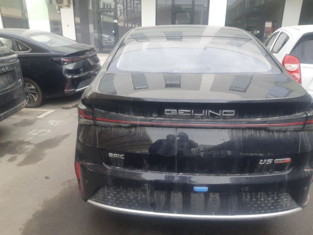 Beijing U5 Plus 2024 qora rang 21.800$ — 1