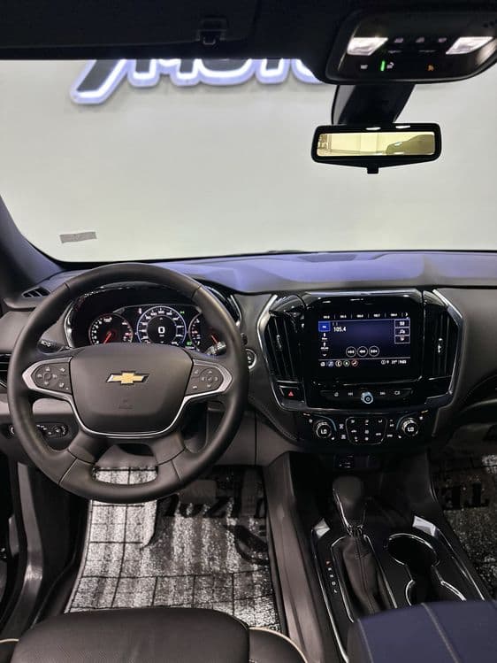 Chevrolet Traverse — 4