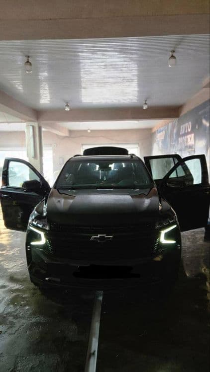 Chevrolet Tahoe 2 — 1