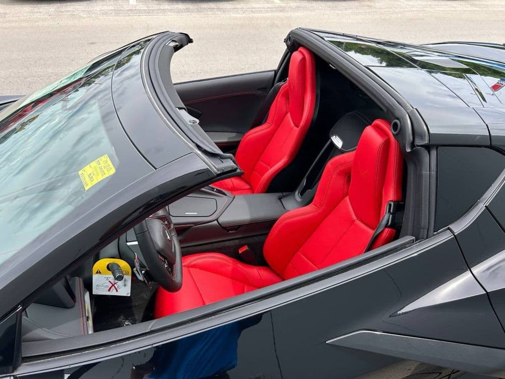 Chevrolet Corvette C8 Stingray — 7