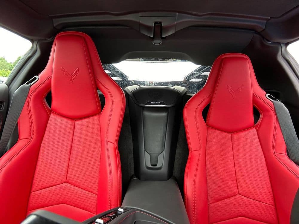 Chevrolet Corvette C8 Stingray — 8