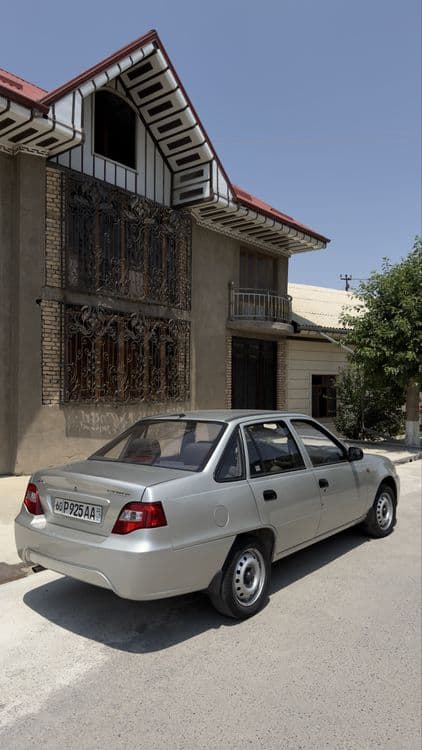 Nexia 2 Donc 23.000km 2009 — 2