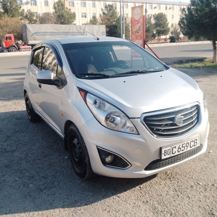 Продам автомобиль спарк1 — 2