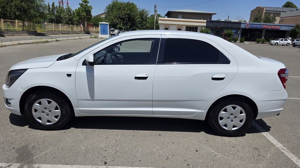Chevrolet Cobalt 4-pozitsiya Avtomat — 4