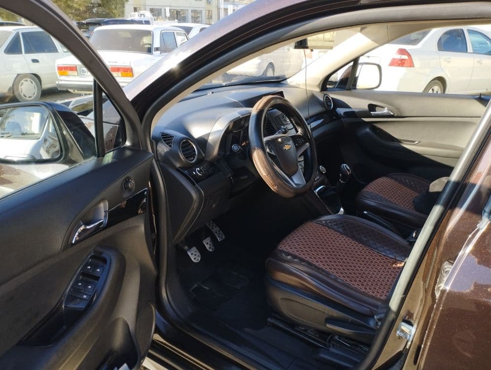 Chevrolet Orlando — 6