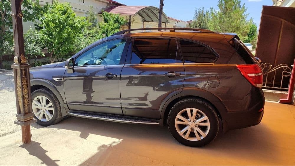 Chevrolet CAPTIVA - 3 — 4