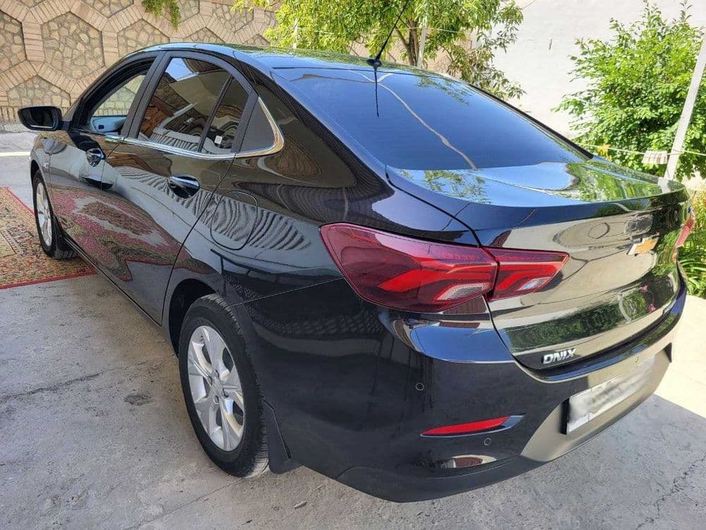 Onix premier 2023y — 2