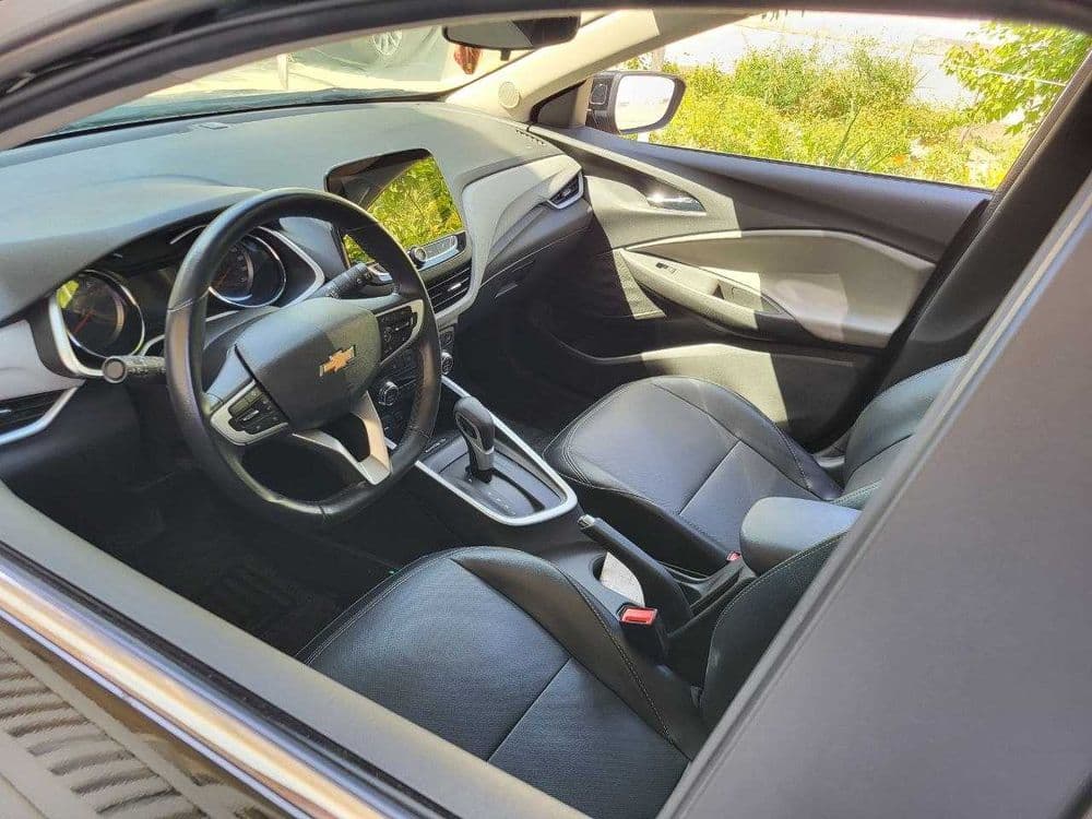 Onix premier 2023y — 5