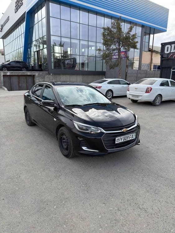 Chevrolet Onix Primier 2 AT — 1