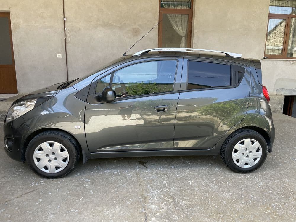 Chevrolet Spark full 2022 — 3