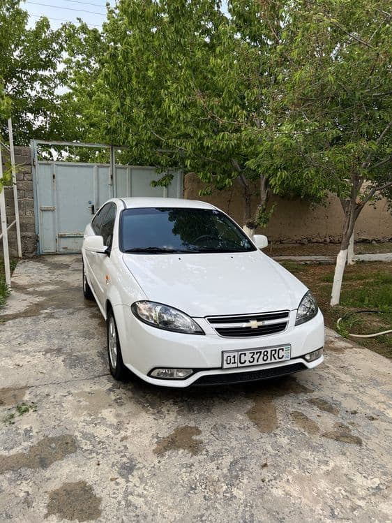 Chevrolet, gentra — 4