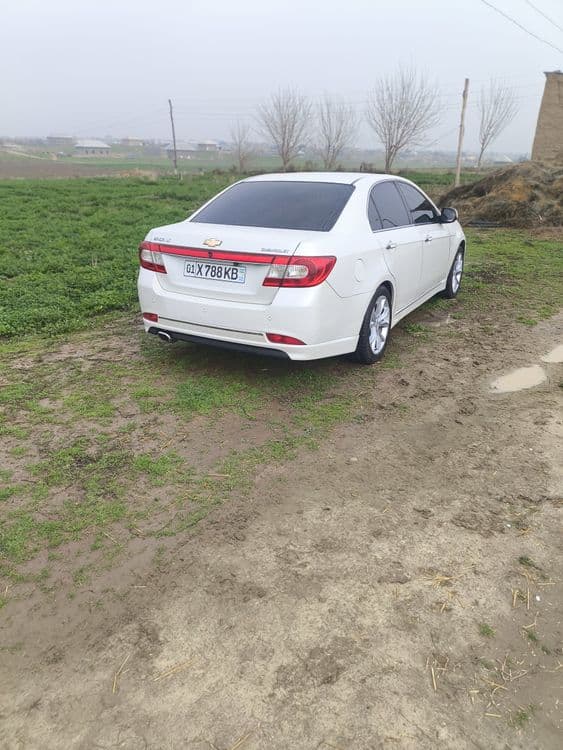 Chevrolet Epica LT 2011, oq marvarid, holati yaxshi — 3