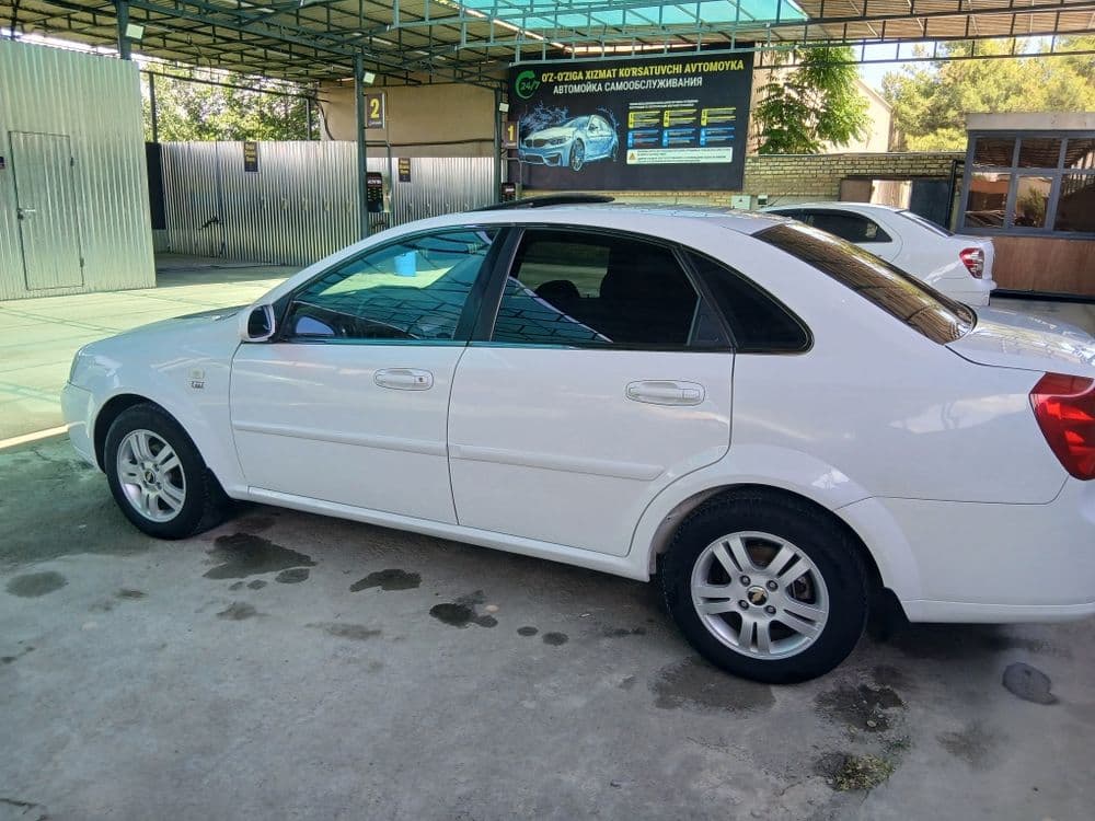 Lasetti 1.8 aftamat — 4