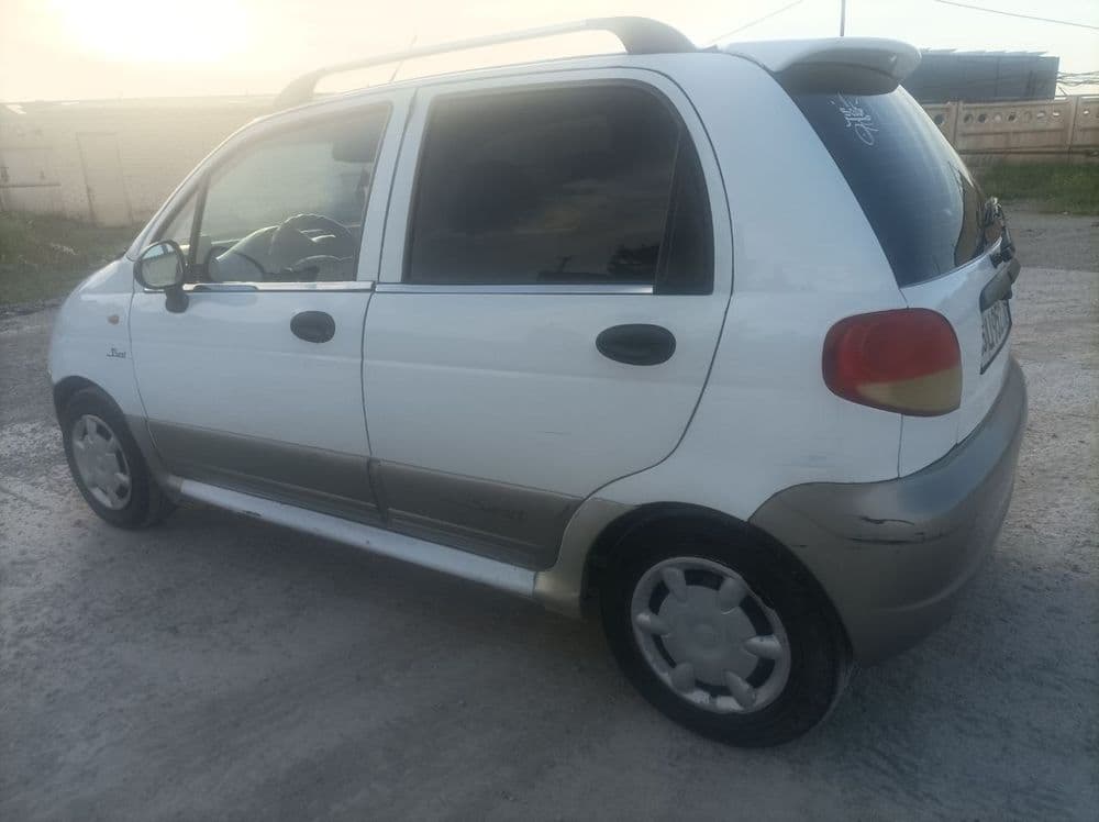Matiz 2010 best srochna sotiladi — 2