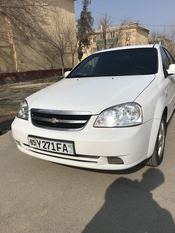 Lacetti alo xolatda — 2
