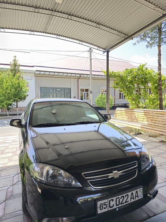 Chevrolet gentra — 2