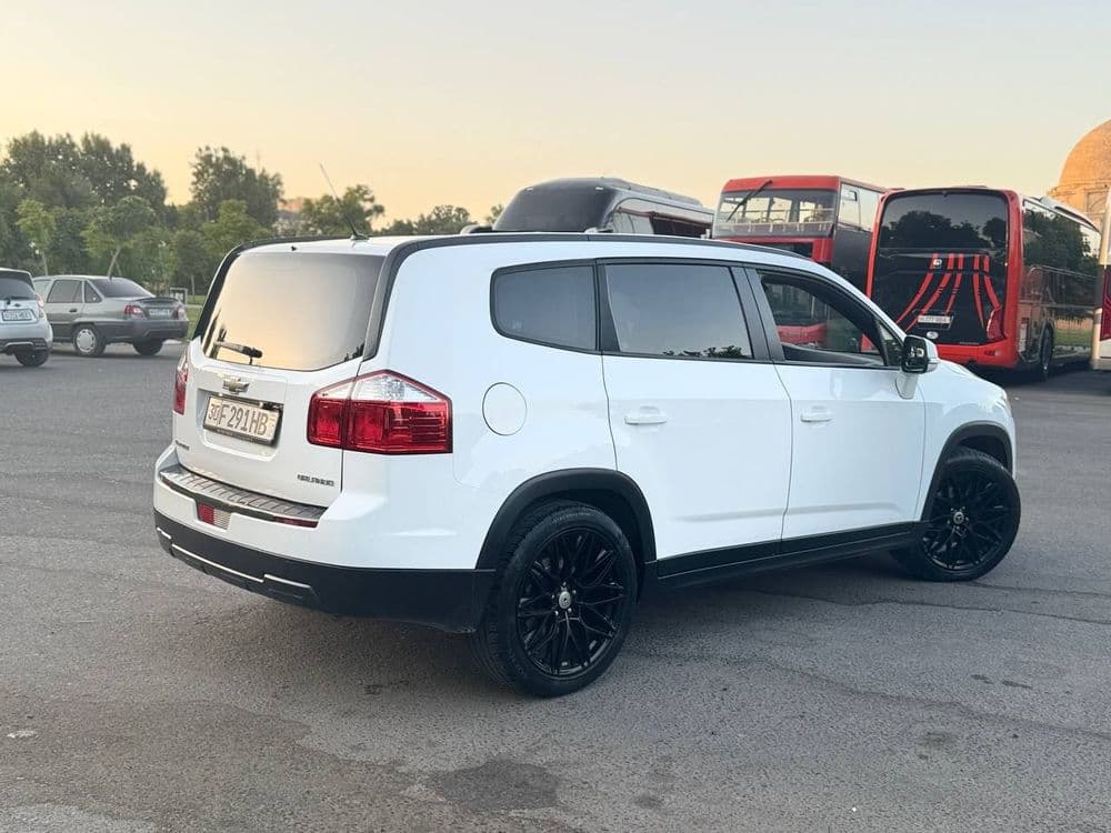 Chevrolet Orlando — 2