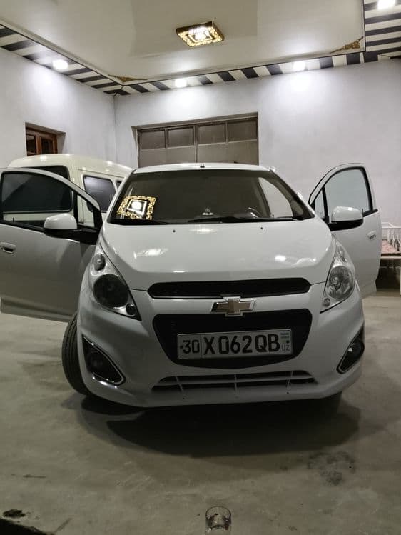 Спарк 2019 срочно продам, еду за границей! — 1