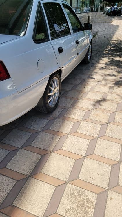 Chevrolet nexia 2 — 4