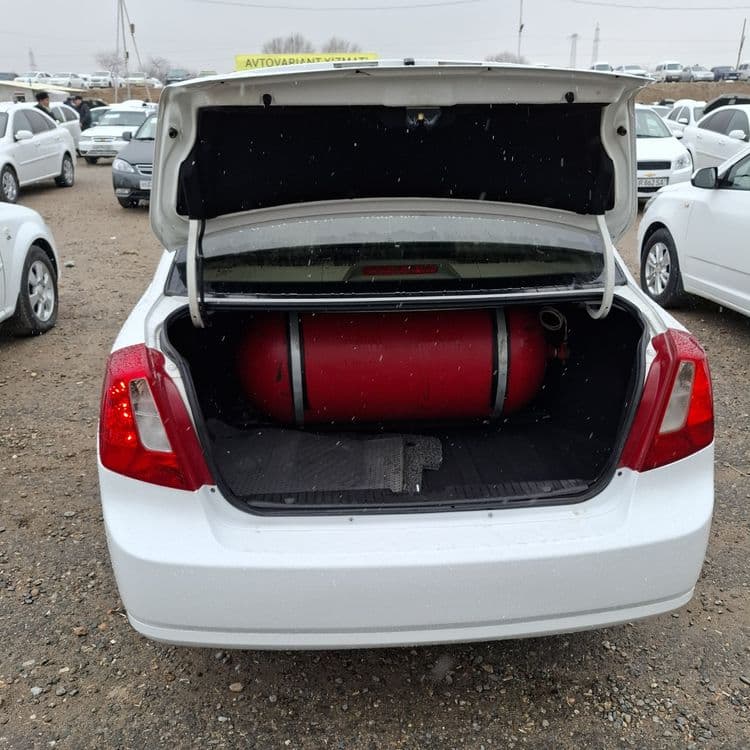 Chevrolet Lacetti  2011 года выпуска — 6