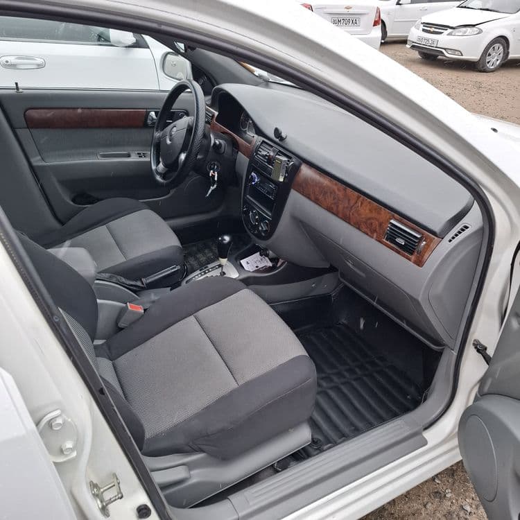 Chevrolet Lacetti  2011 года выпуска — 7
