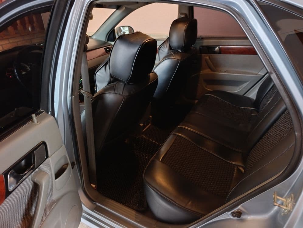 Lacetti sendan 1.8 — 3