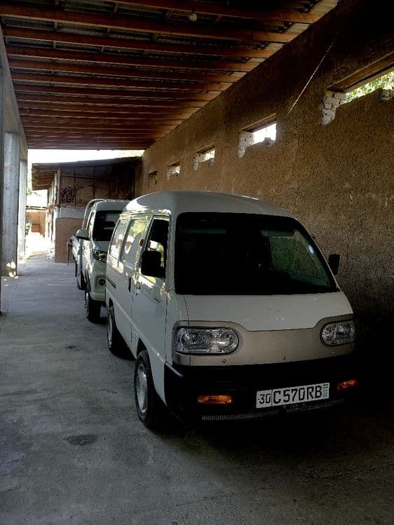 Damas van kafolati bilan — 2