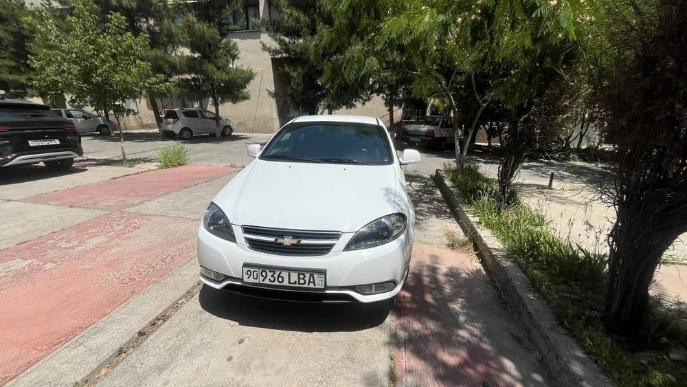 Chevrolet gentra sotiladi avtamat — 1