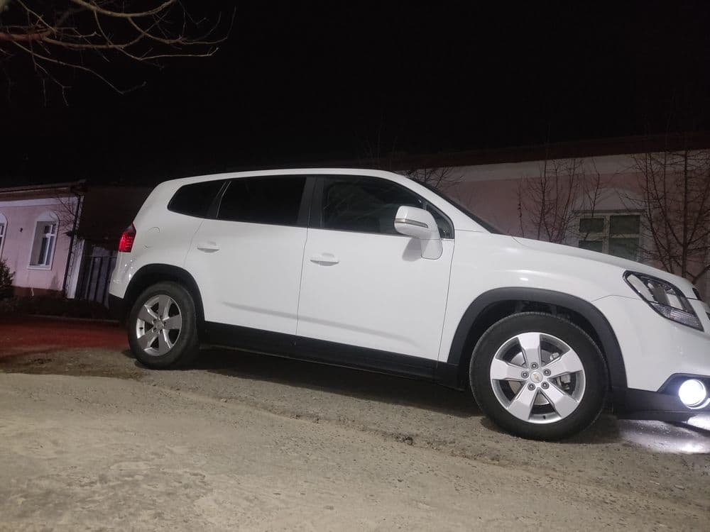 Chevrolet Orlando — 2