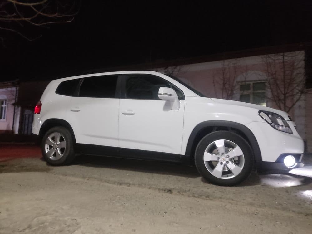 Chevrolet Orlando — 4
