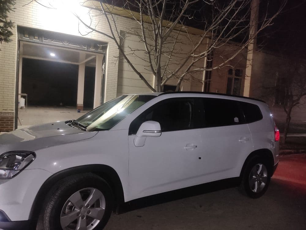 Chevrolet Orlando — 7