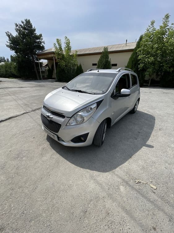 Spark Sotiladi 2013 yil 265000 prabek — 2