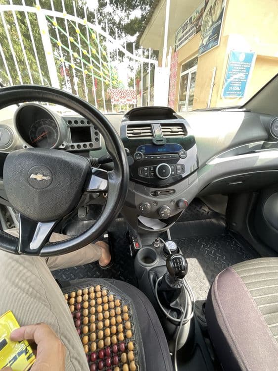 Spark Sotiladi 2013 yil 265000 prabek — 4
