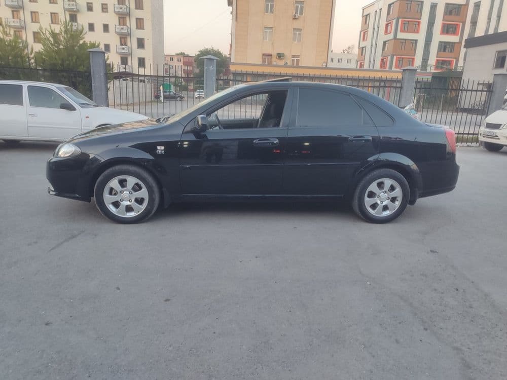Jentra 2023 avtomat  136ming  yurgan kraska toza 4pakaleniya prapan 4t — 4