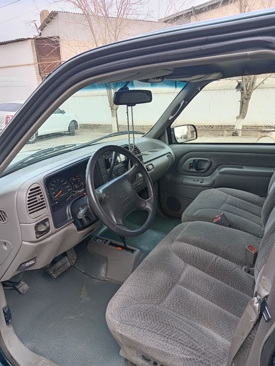 CHEVROLET SUBURBAN холати идеал галишип барилади — 8
