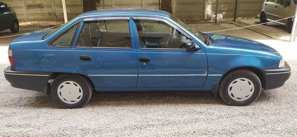 Продаю Daewoo Nexia 1999год выпуска, состояние среднее — 4