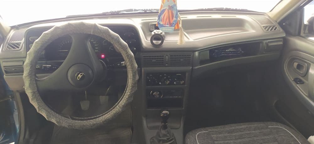 Продаю Daewoo Nexia 1999год выпуска, состояние среднее — 5