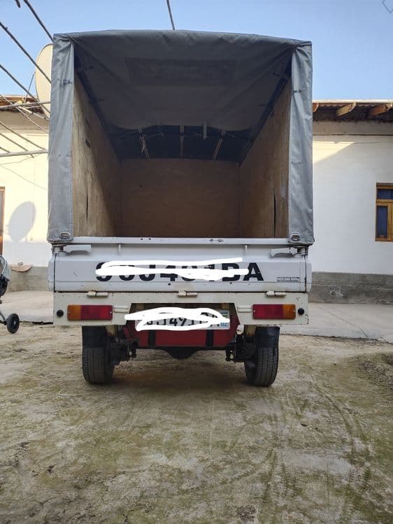 Damas labo sotiladi — 2