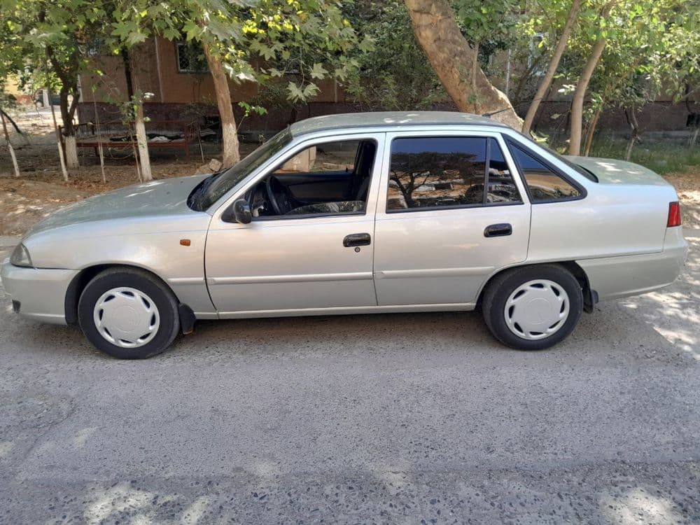 Daewoo Nexia 2. — 3