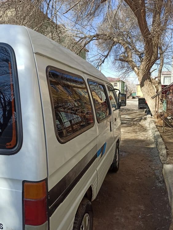 Xivada Damas sotiladi sotiladi xolati alo kelishiladi — 8