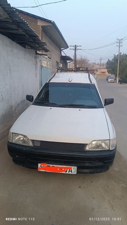 Ford Eskort sotilad xolati yaxshi — 1