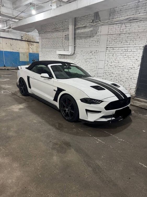 Ford mustang gt 5л — 1