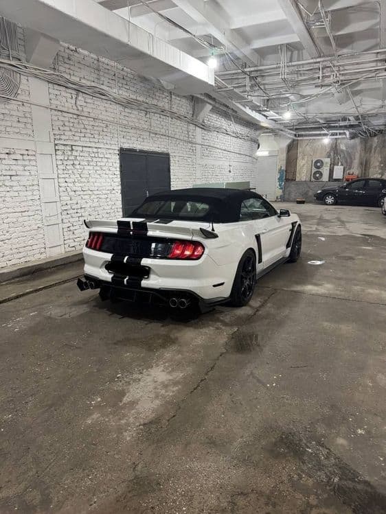 Ford mustang gt 5л — 2