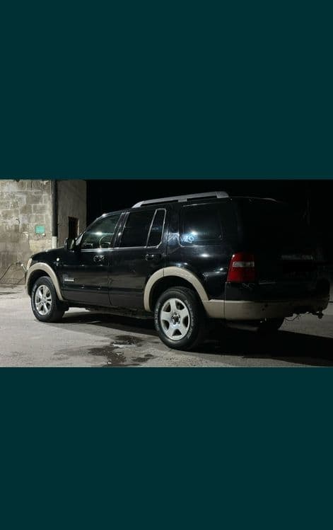 holati yaxshi rasmda koʻringan .

kraska yoq moshina toza.

salon - qa — 5