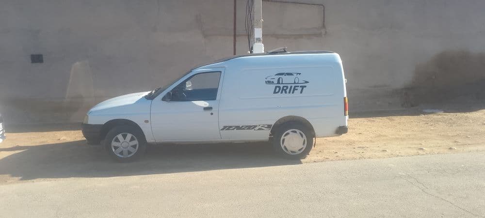 Ford eckord 1993 yil — 3