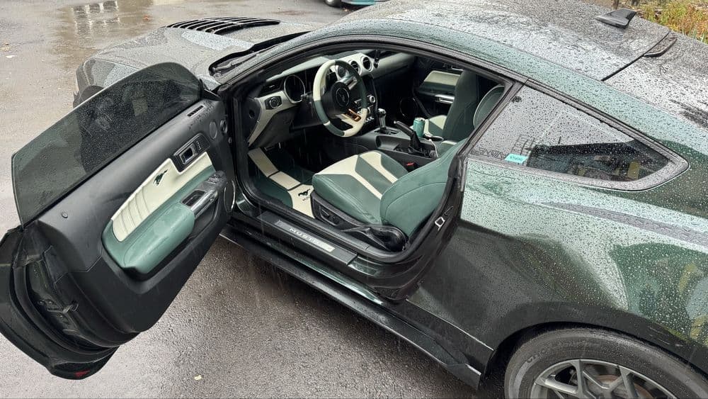 Ford Mustang 2021 - ecoBoost 2.3 American 65.000km — 5